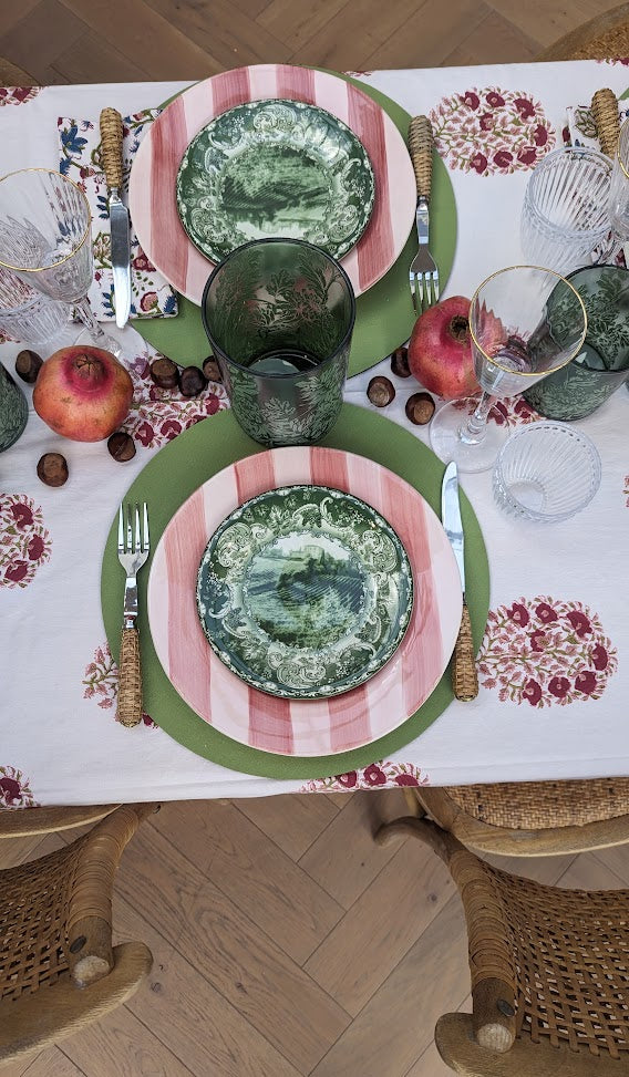 Classic Canvas Round Felt-Backed Placemat in Moss Green -sold seperately-Placemats-LNH Edit