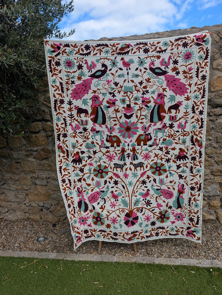 Suzani 031, Peacock-throw-LNH Edit