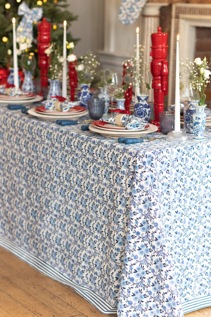 Thistle Rectangle Tablecloth