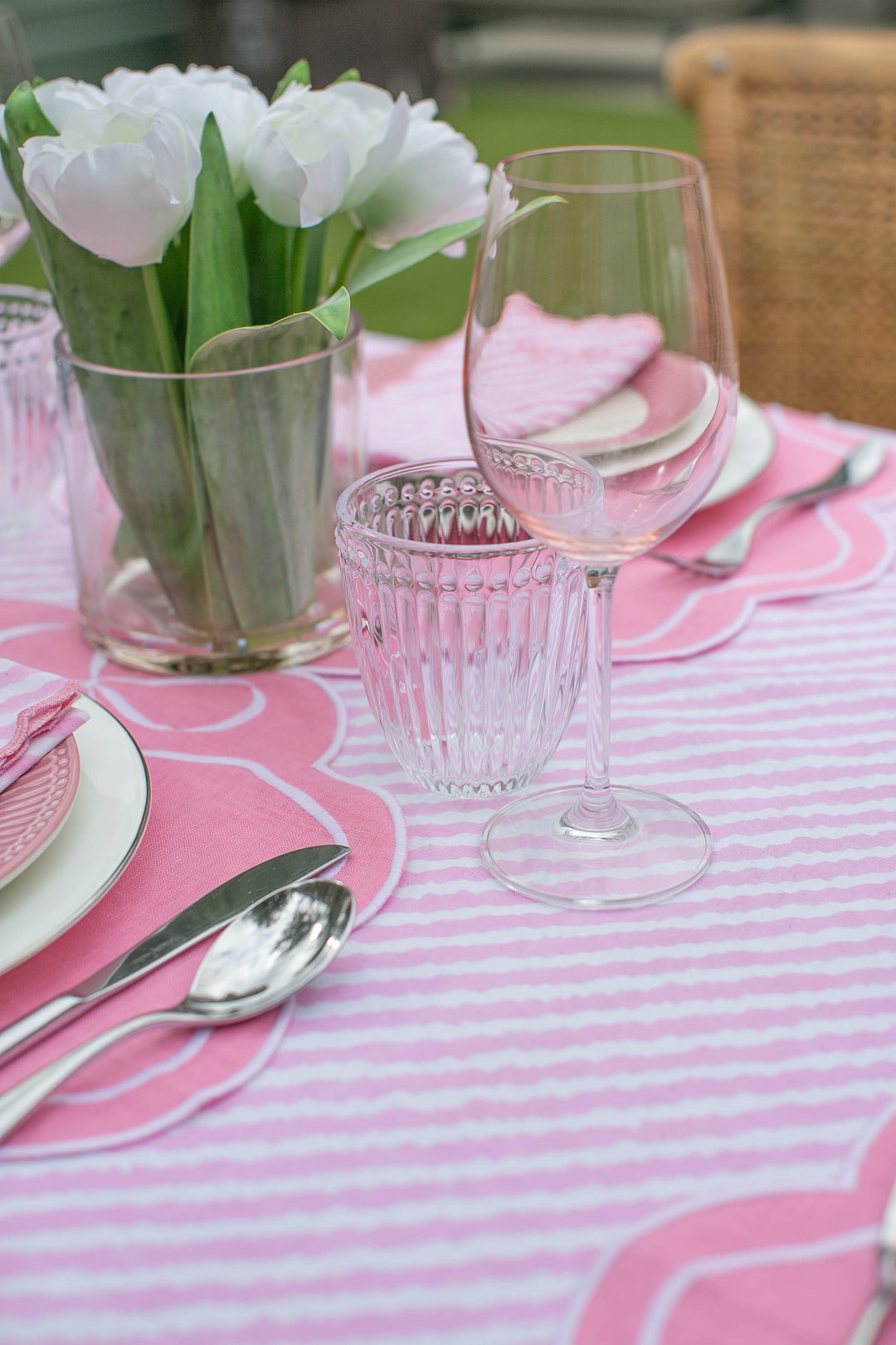 Maya Pink Rectangular Tablecloth