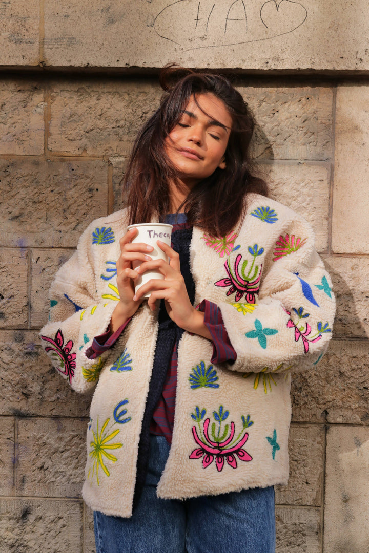 Veste sherpa brodée Soleil