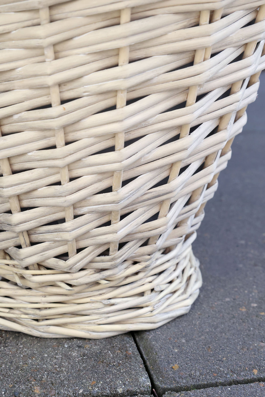 French Basket w. plastic liner set of 3