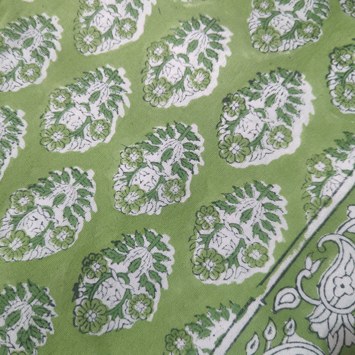 Pia Rectangular Green Tablecloth-Tablecloths-LNH Edit
