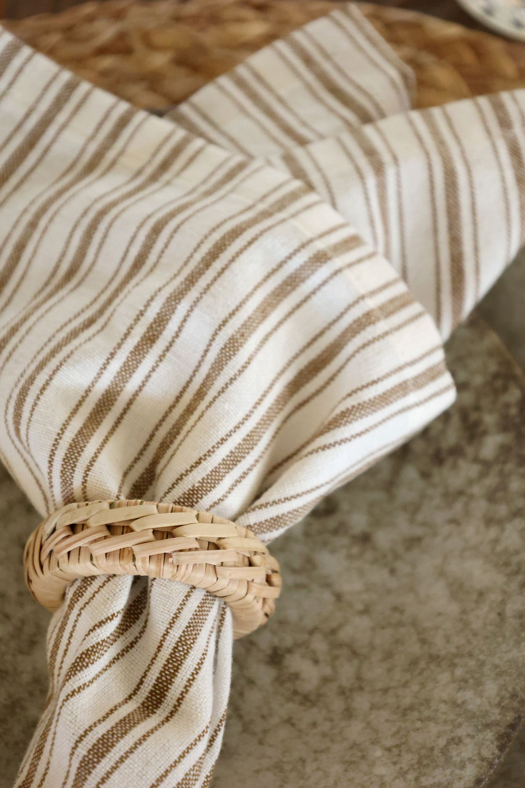 Braided napkin ring set of 4