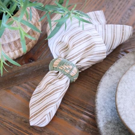 Green braided napkin ring set of 4
