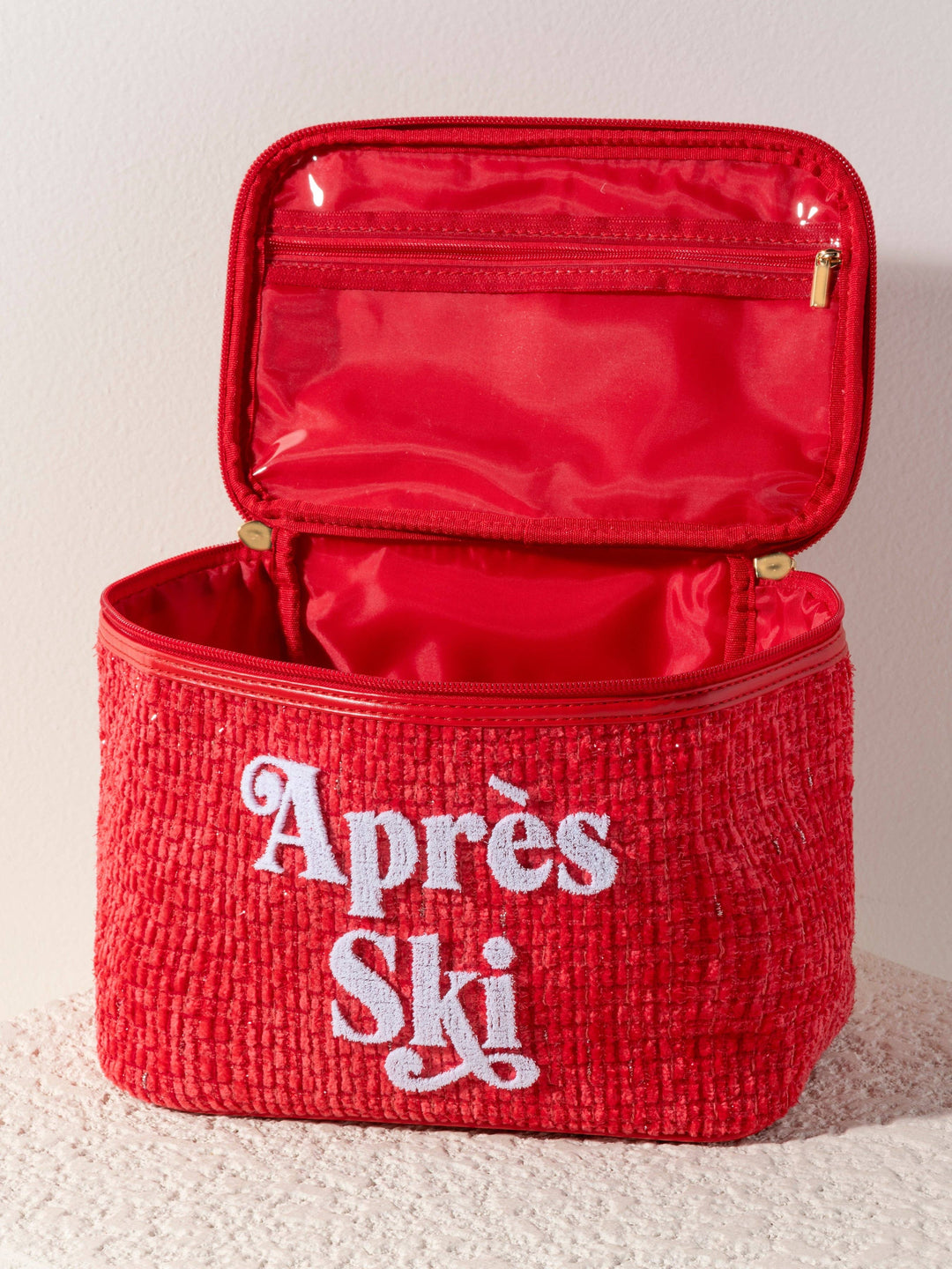"APRES SKI" COSMETIC CASE, RED