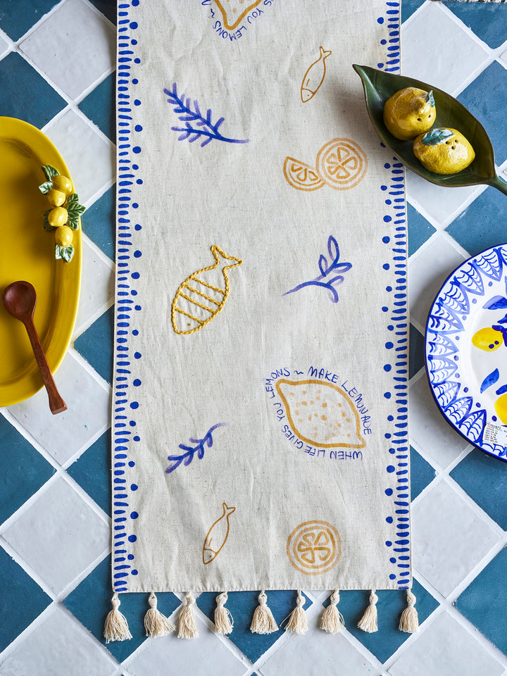 Maxima Table Runner