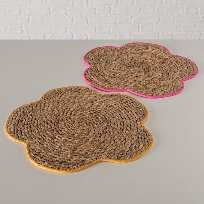 Flower shaped seagrass Placemat, Pink and Yellow