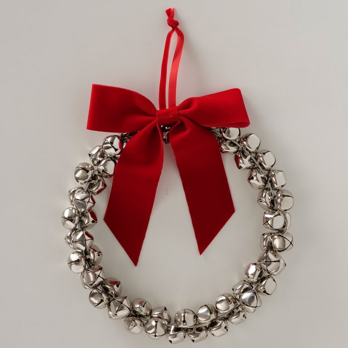 Silver Bell Wreath 20cm