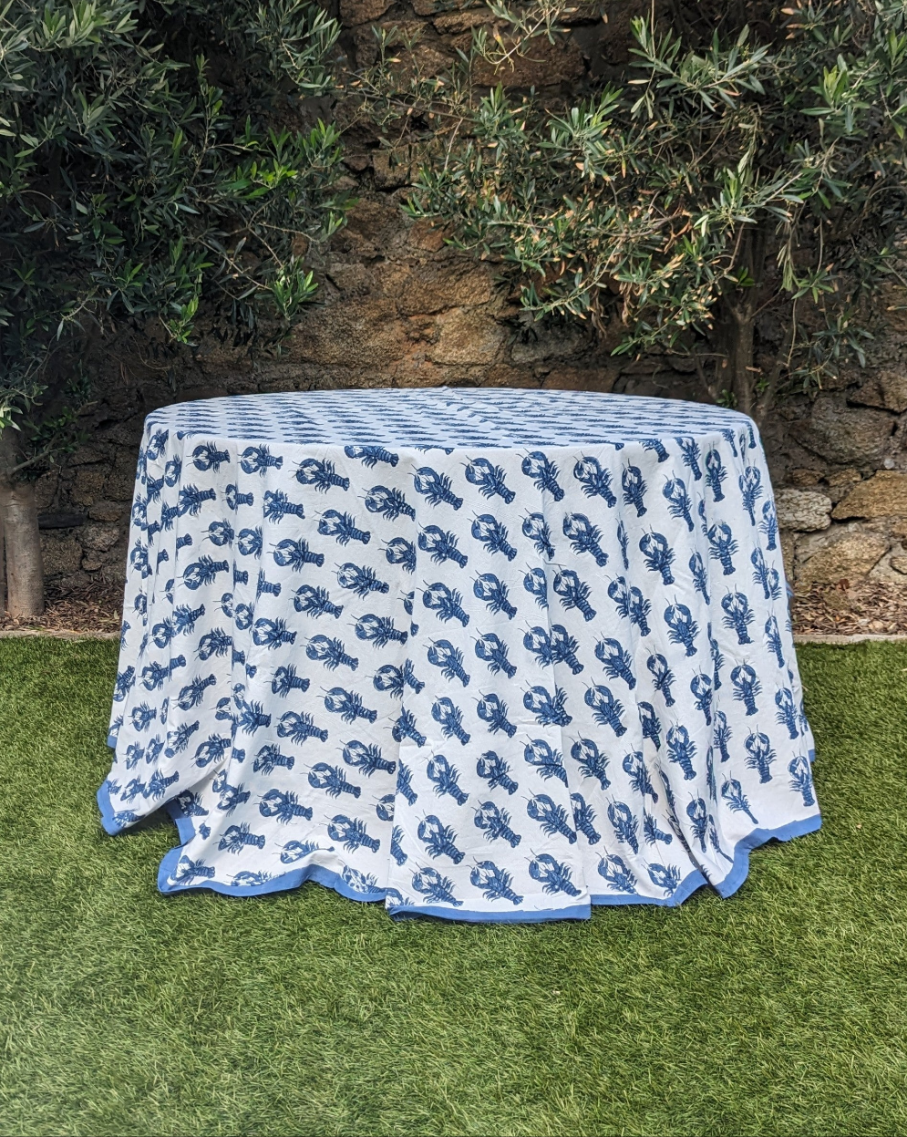 Vogue Lobster Blue Round Tablecloth-Tablecloths-LNH Edit