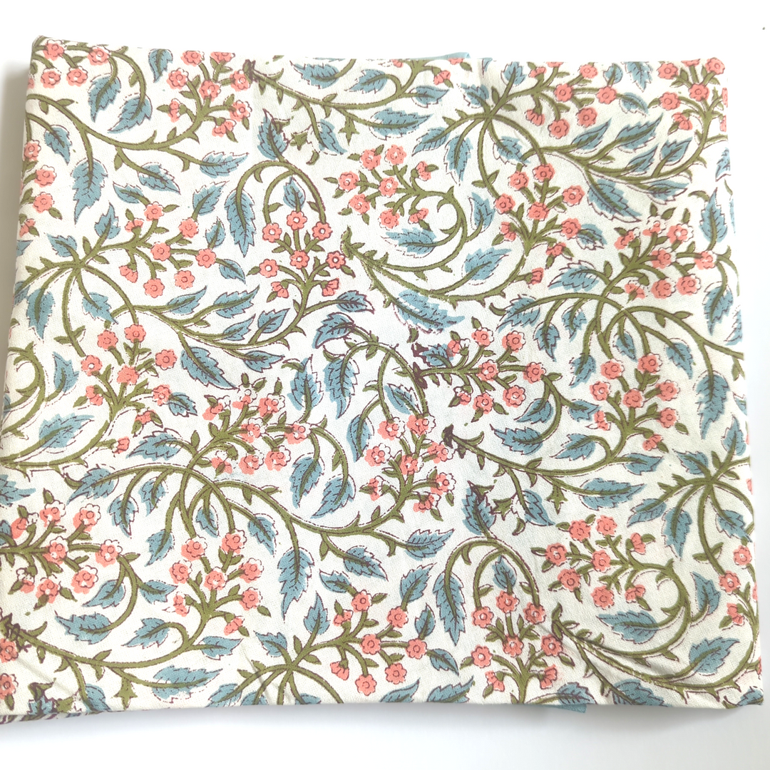Rosie XL Round Tablecloth-Tablecloths-LNH Edit