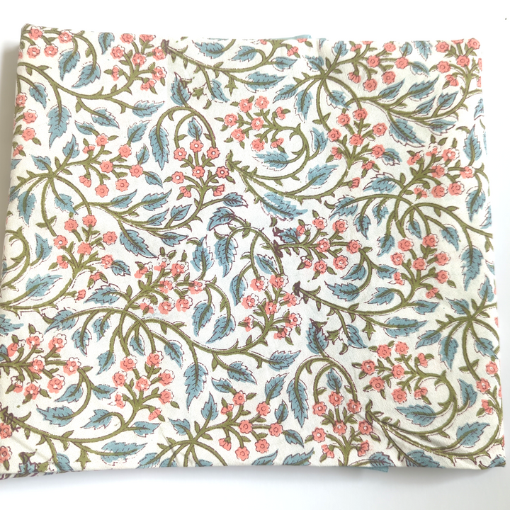 Rosie XL Round Tablecloth-Tablecloths-LNH Edit