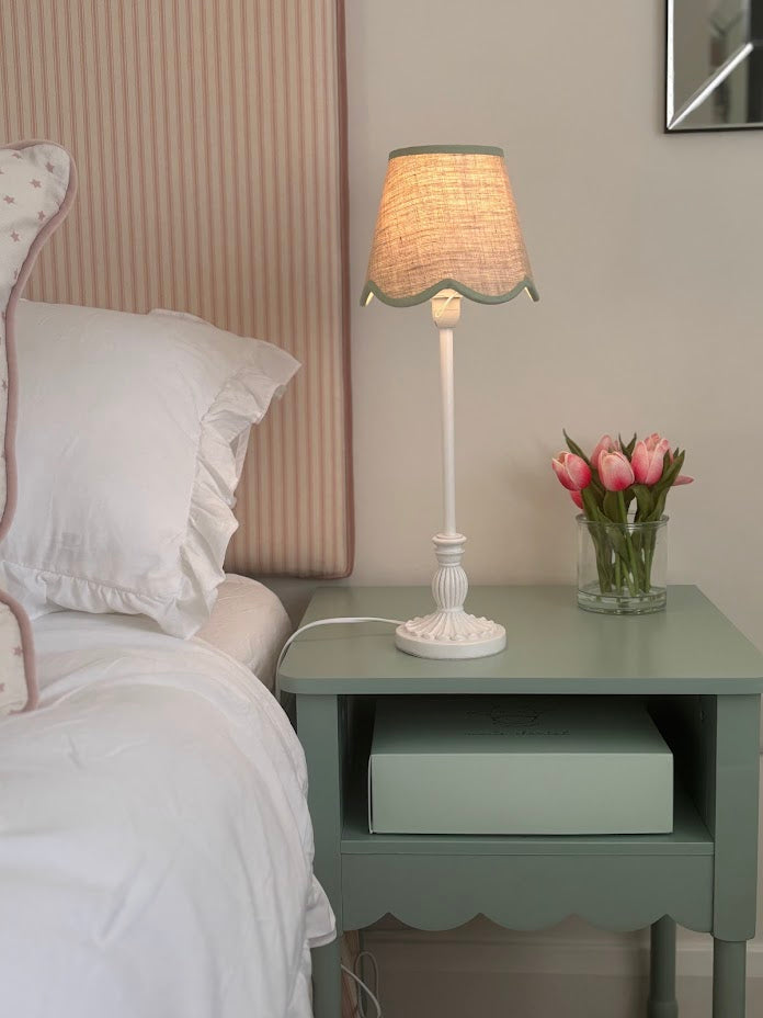 Scallop linen green trim Lampshade-Lampshades-LNH Edit