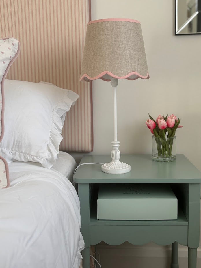 Scallop linen Pink trim Lampshade