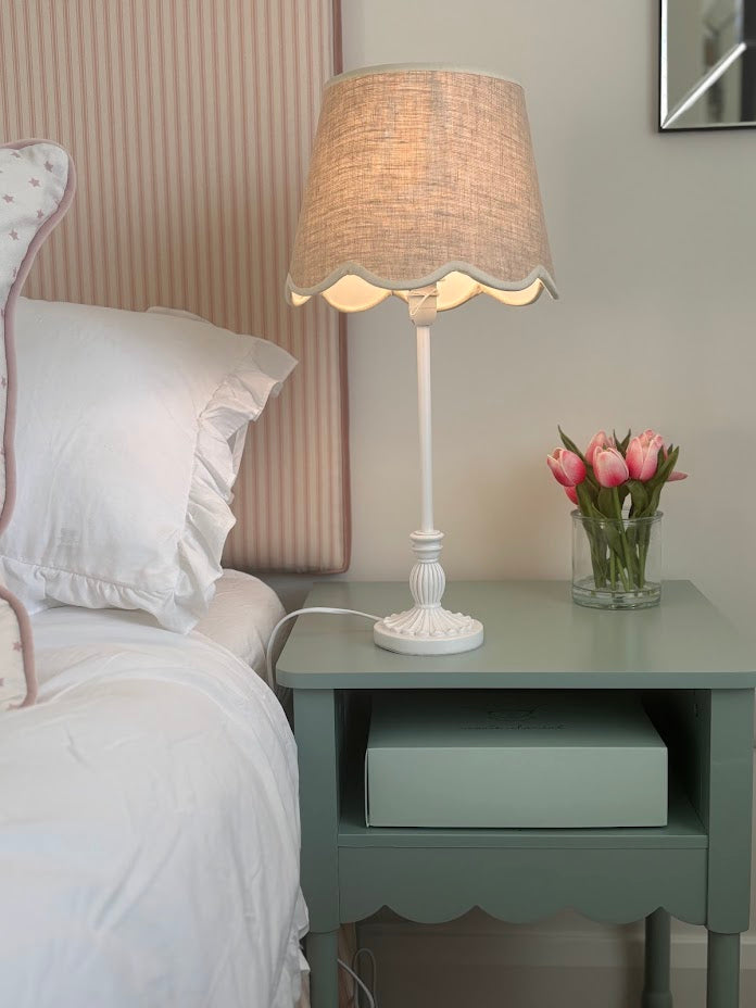 Scallop linen cream trim Lampshade-Lampshades-LNH Edit