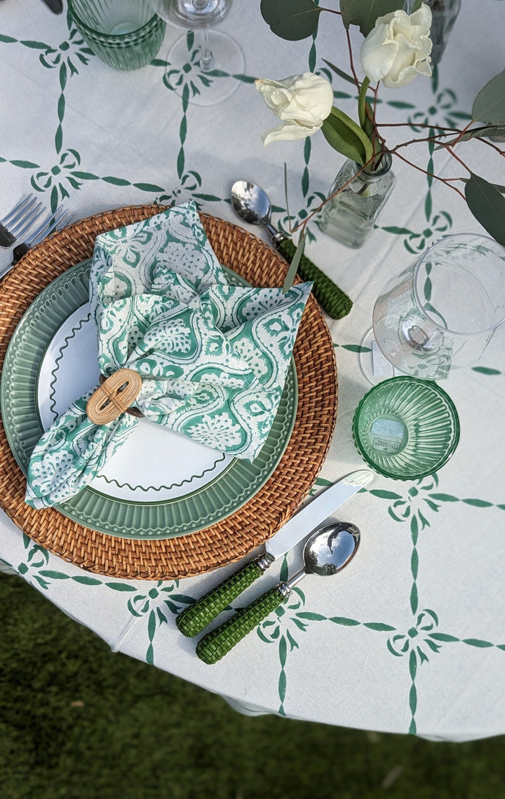 Elizabeth Green Tablecloth-Tablecloths-LNH Edit