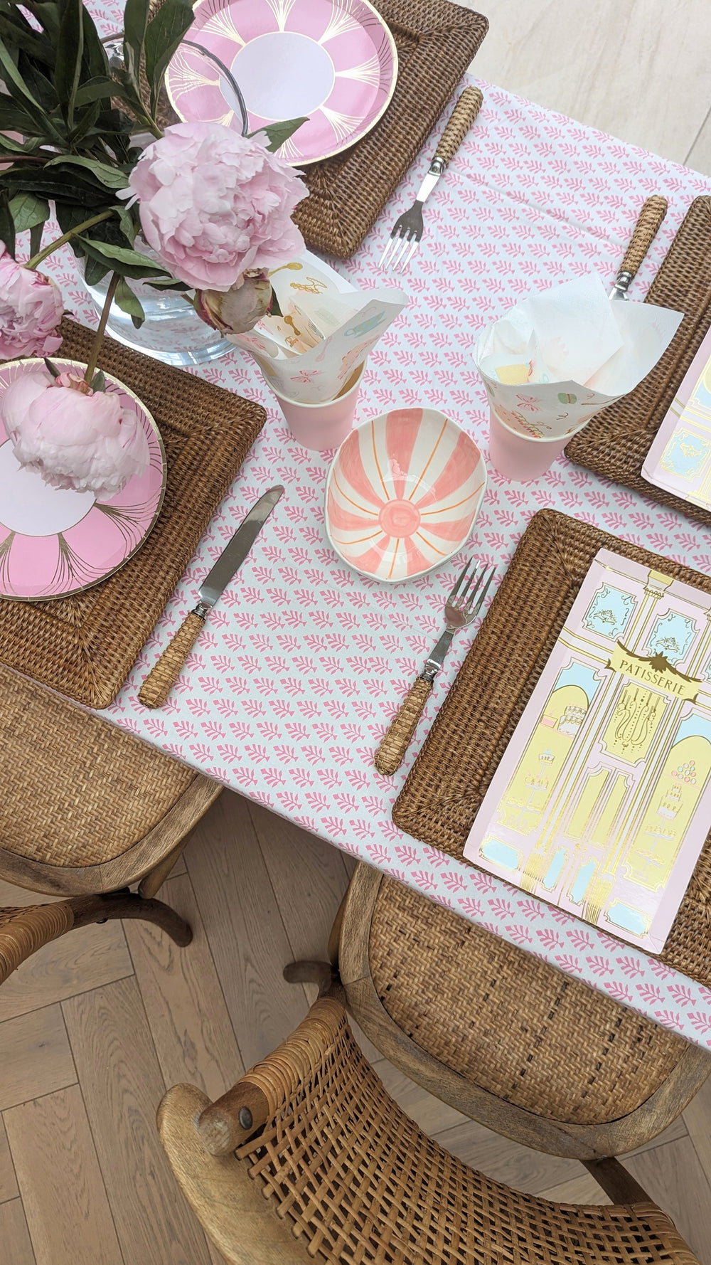 Sofia Pink XXL Tablecloth-Tablecloths-LNH Edit