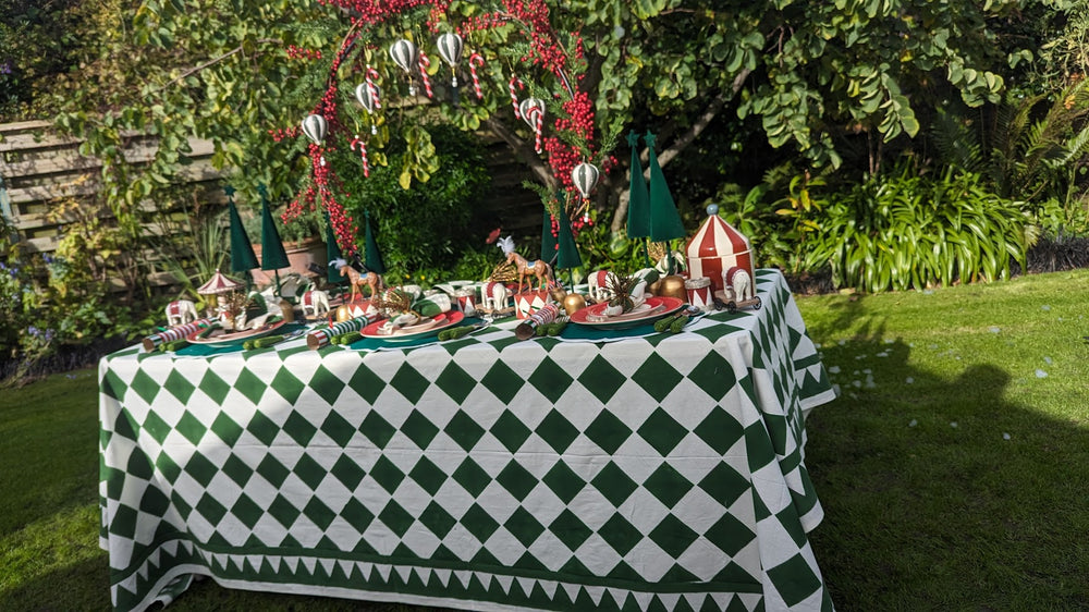 Circus Green Tablecloth-Tablecloths-LNH Edit