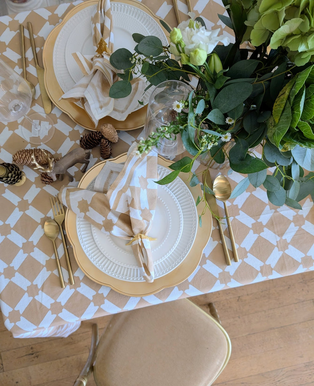 Adeline Biscuit Round Tablecloth