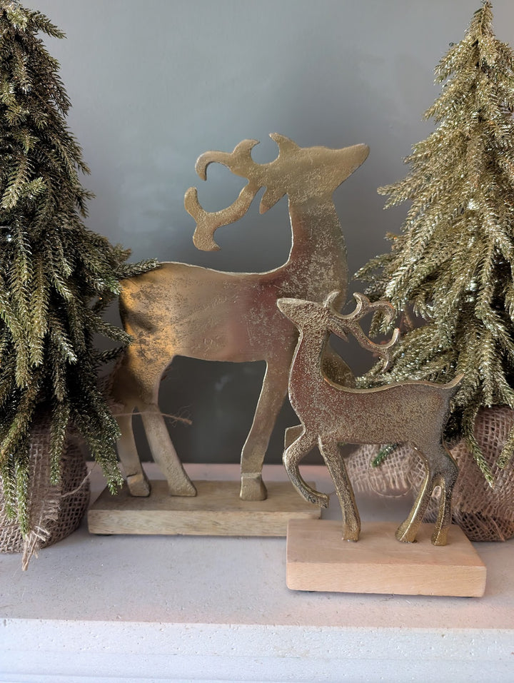 Medium Golden reindeer with wooden base