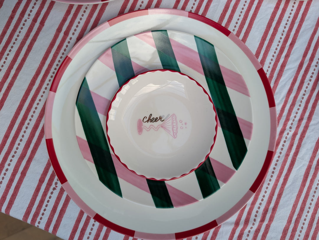 Medium Christmas bliss plates  set of 4