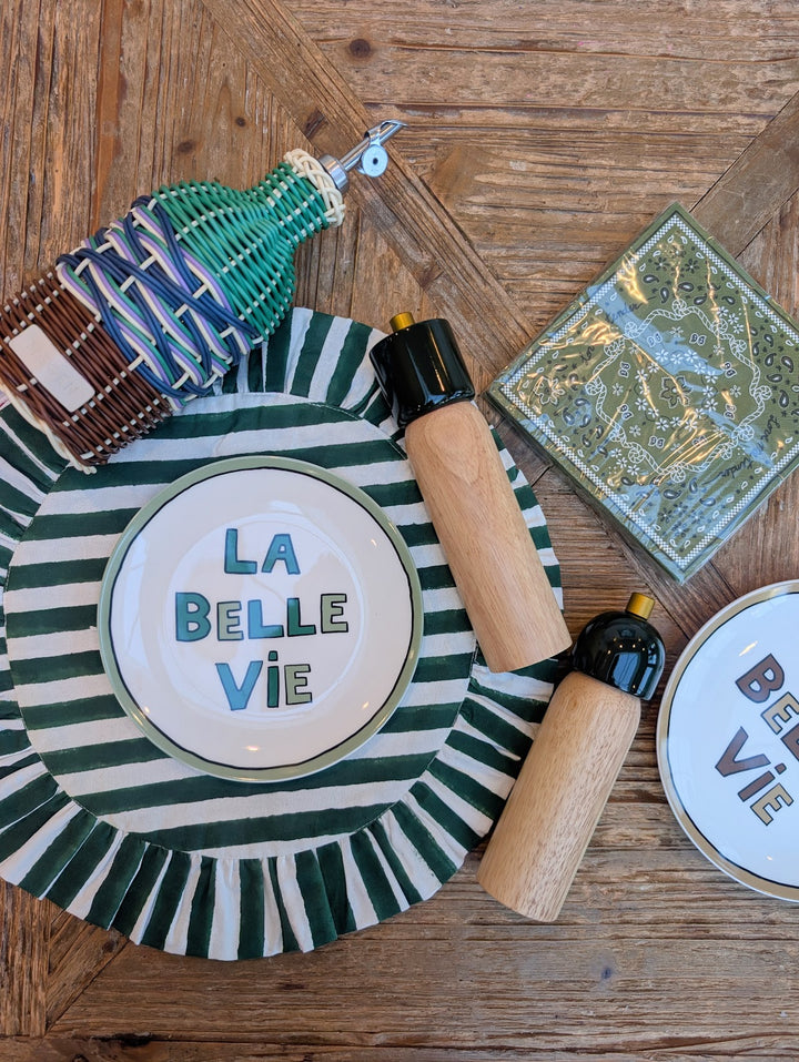 Brown/Green woven Oil Pourer