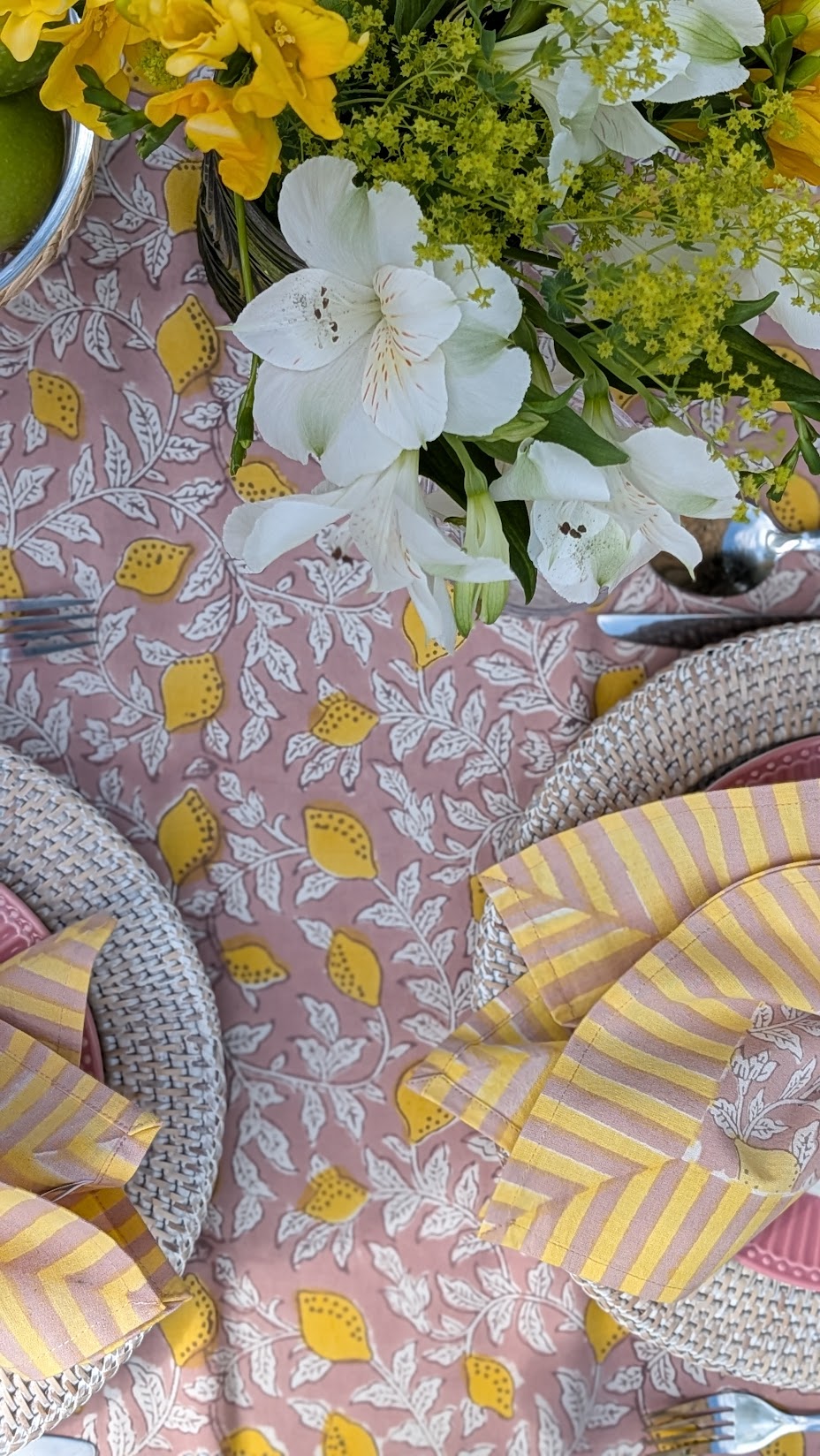 Pink French Lemon Rectangular Tablecloth