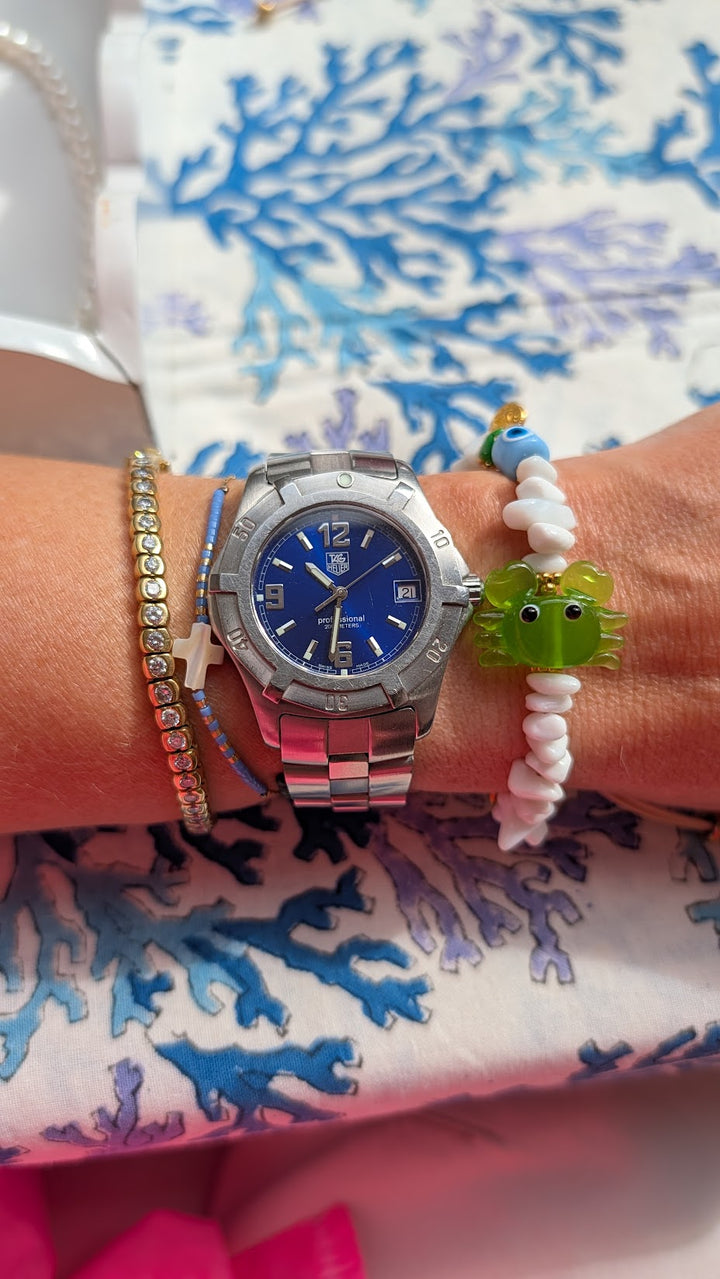 White Chip Bracelet with Green Exotic Crab