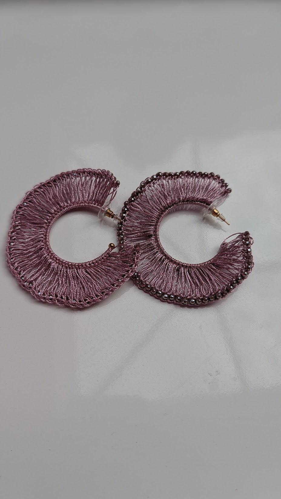 Faceted Crystal Woven Thread Hoop Earrings: Pale pink