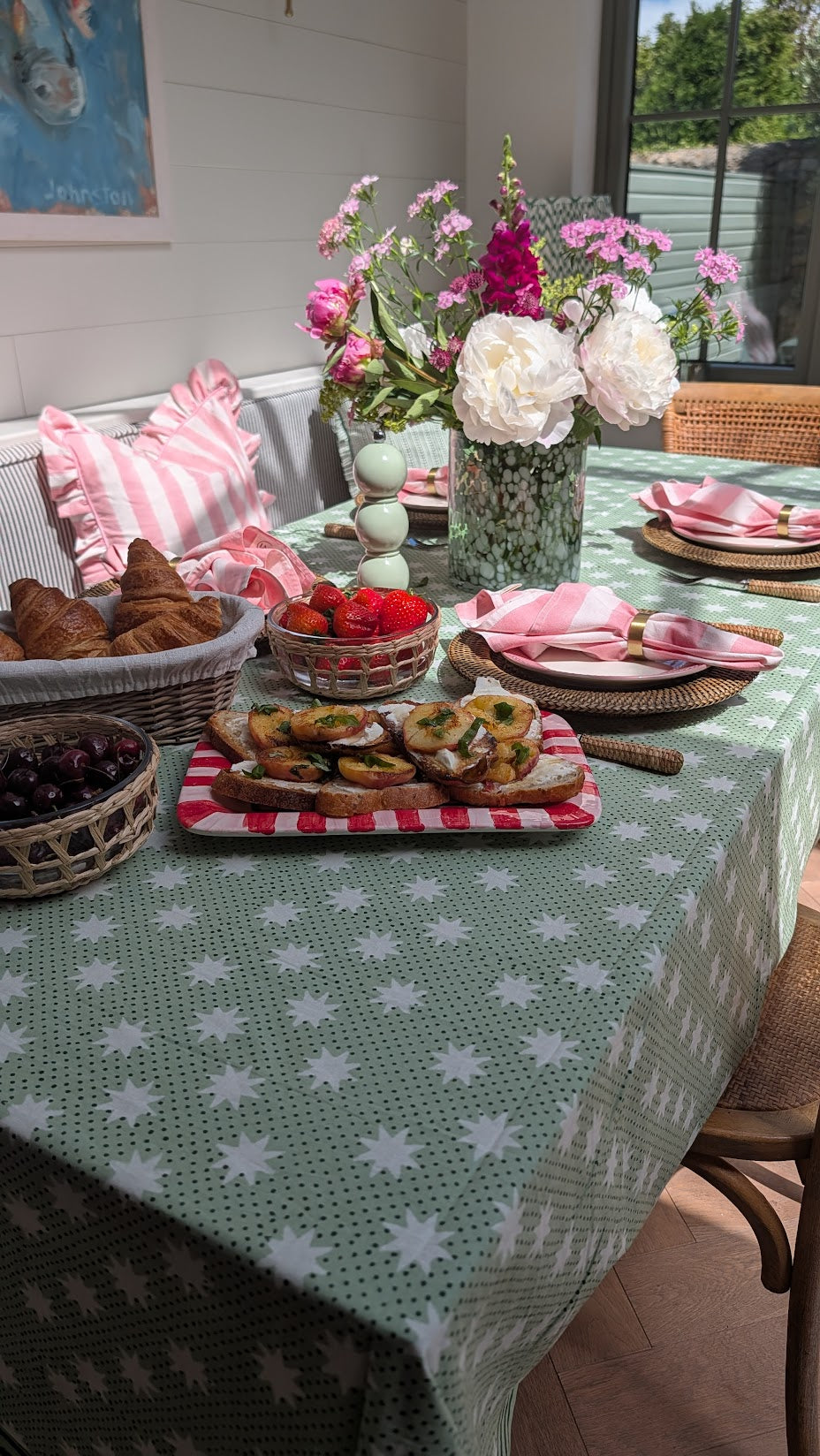 Pink Stripe  Napkins, Set of 4 | LNH Edit