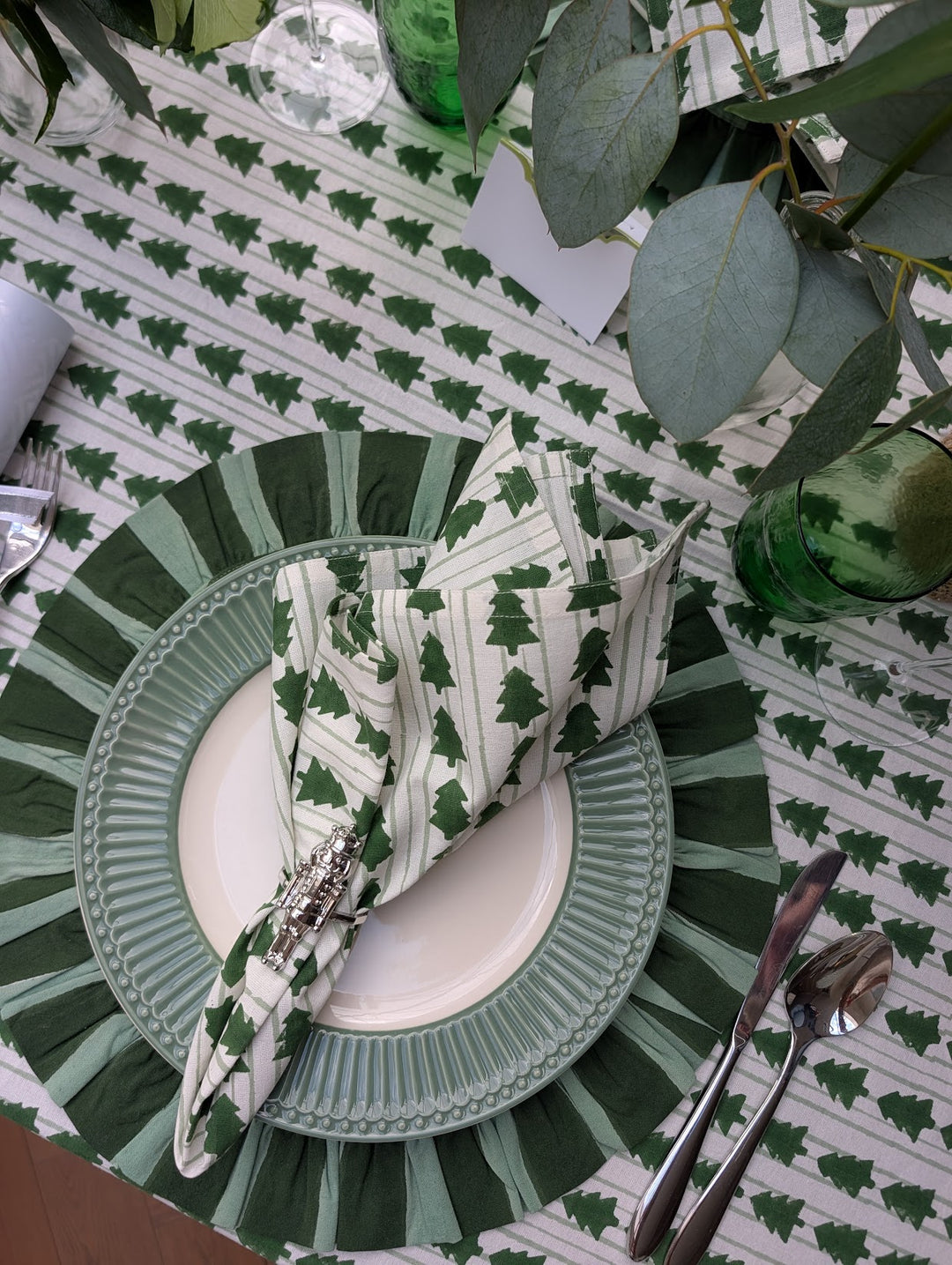 Christmas Tree Round Tablecloth-Tablecloths-LNH Edit