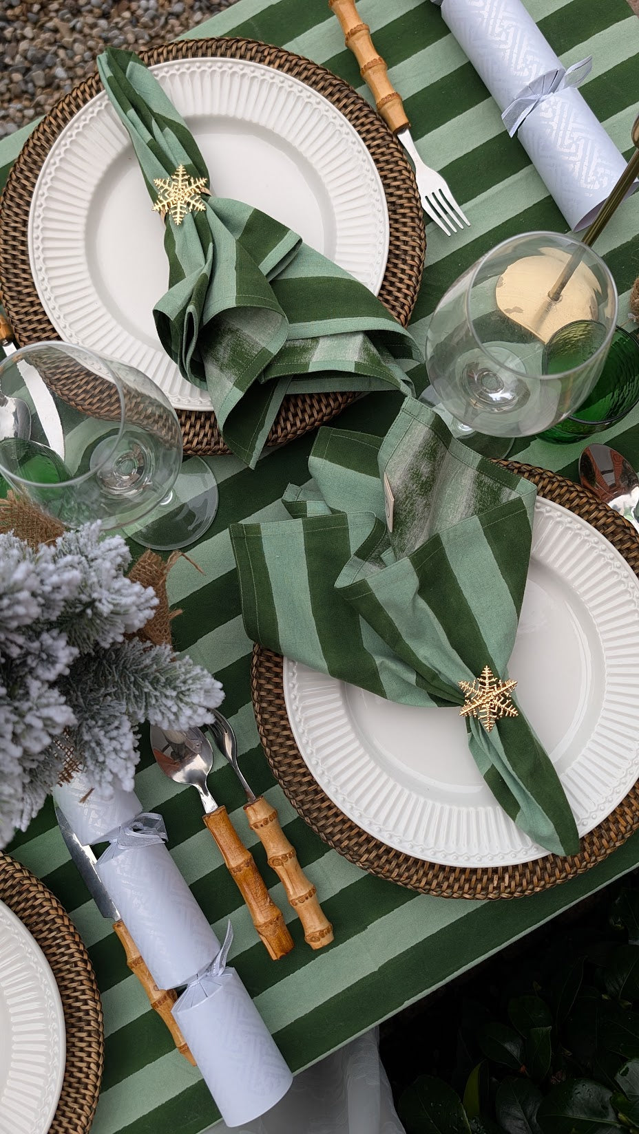 Pearl Fretwork Celebration Crackers - 6 Per Box