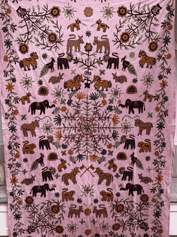 Suzani 064, Animal Pink