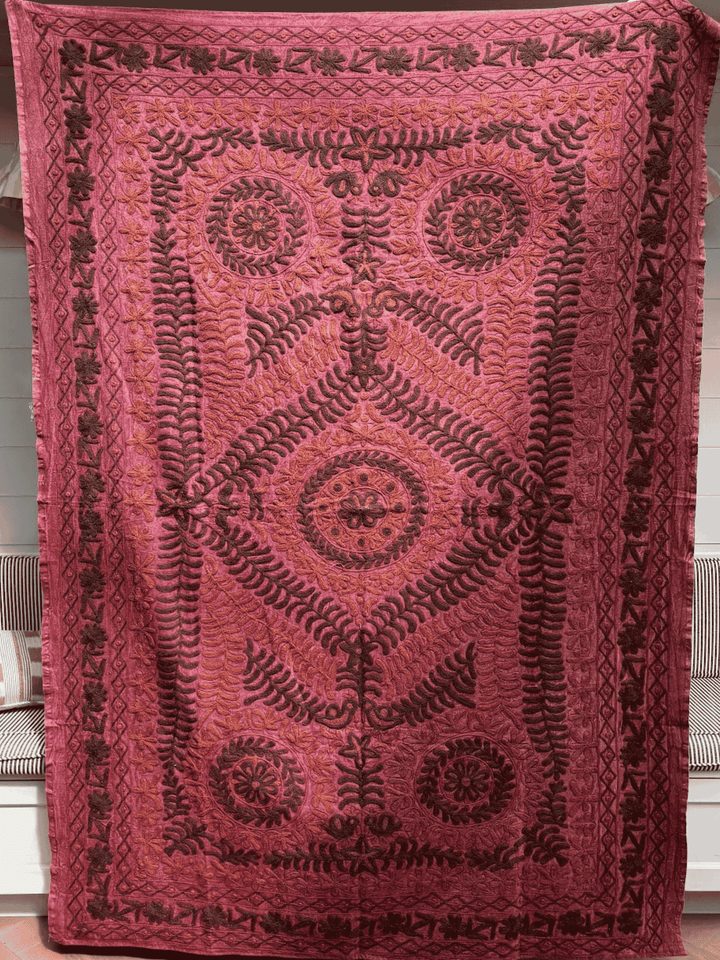 Suzani 068, Raspberry jam