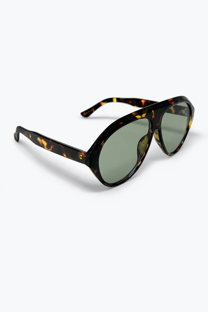 Tortoise Aviator Sunglasses with Green Lenses: GREEN / ONE--LNH Edit