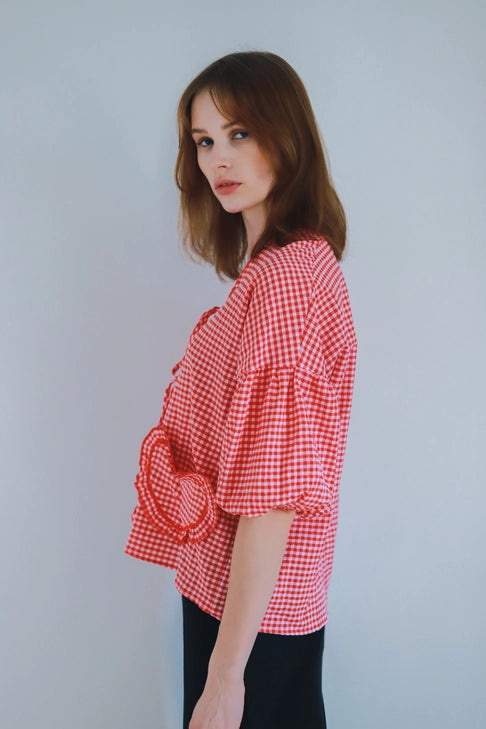 Gingham Love top red