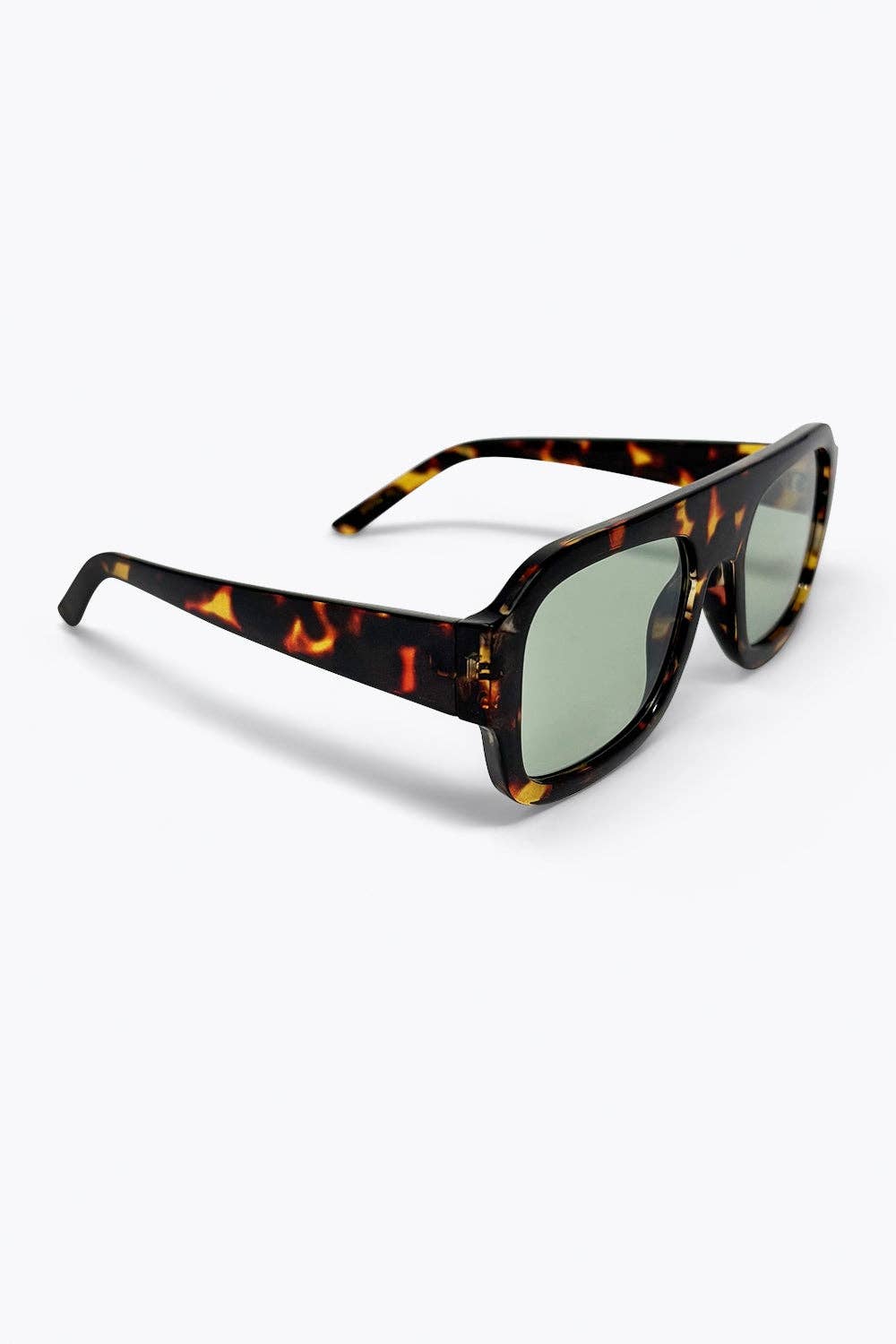 Tortoise Square Frame Sunglasses with Green Tint: GREEN / ONE