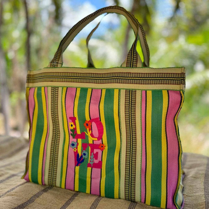LOVE XL SHOPPER