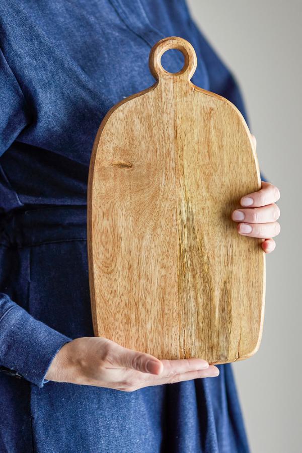 Nonnie Mango Small Cutting Board