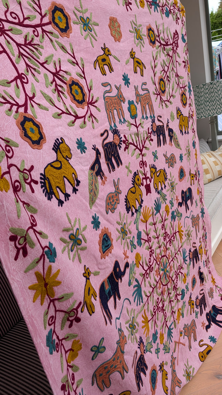 Suzani 064, Animal Pink