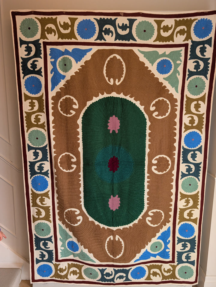 Suzani 018, Bold Contrast