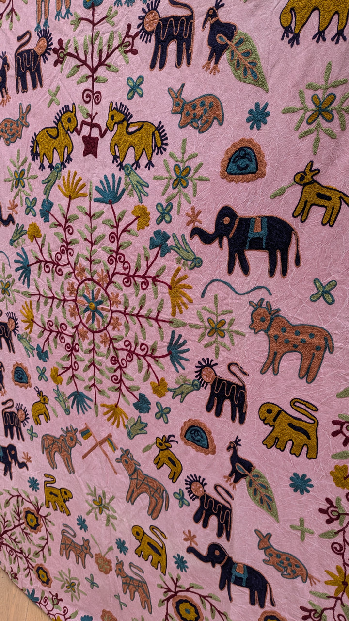 Suzani 064, Animal Pink