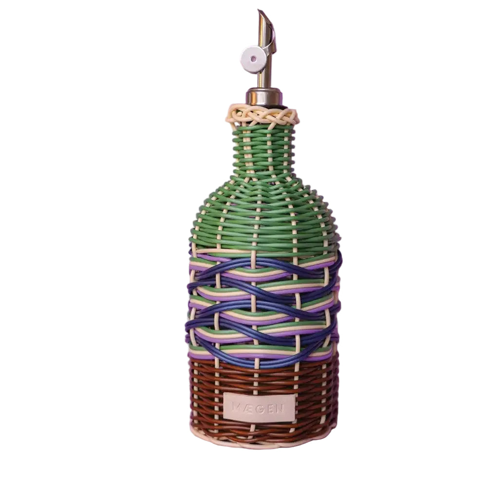 Brown/Green woven Oil Pourer