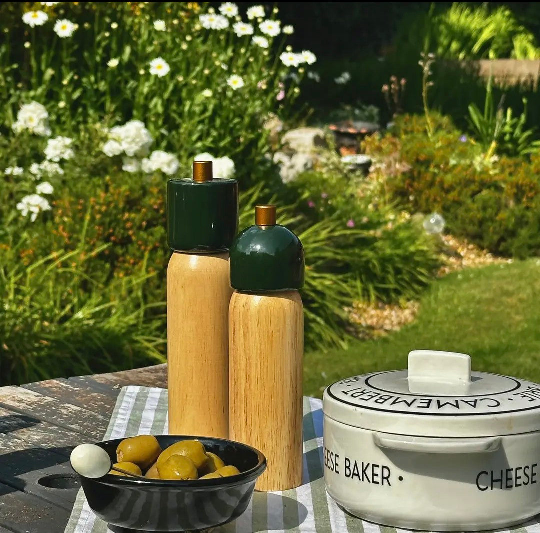 Salt/Pepper Grinder green and gold (Medium)