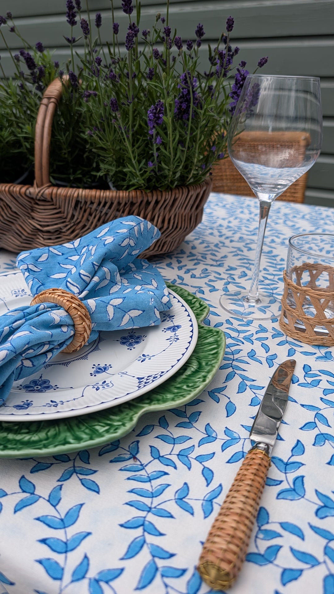 Tally Blue/WHite Rectangular Tablecloth