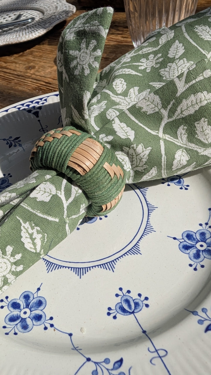 Green braided napkin ring set of 4