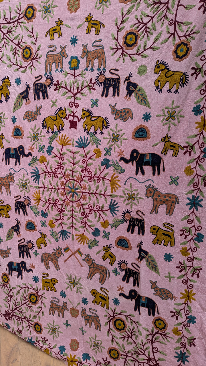 Suzani 064, Animal Pink