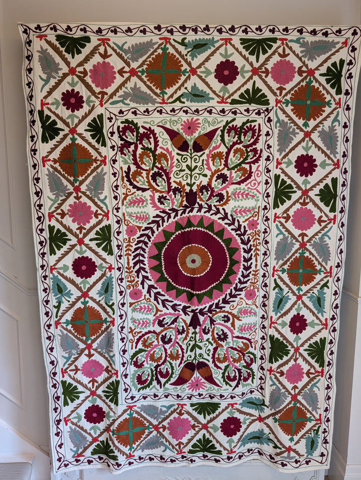 Suzani 019, Berry Pop