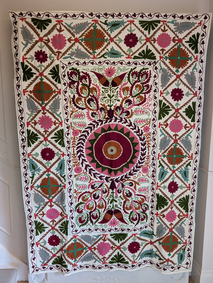 Suzani 019, Berry Pop