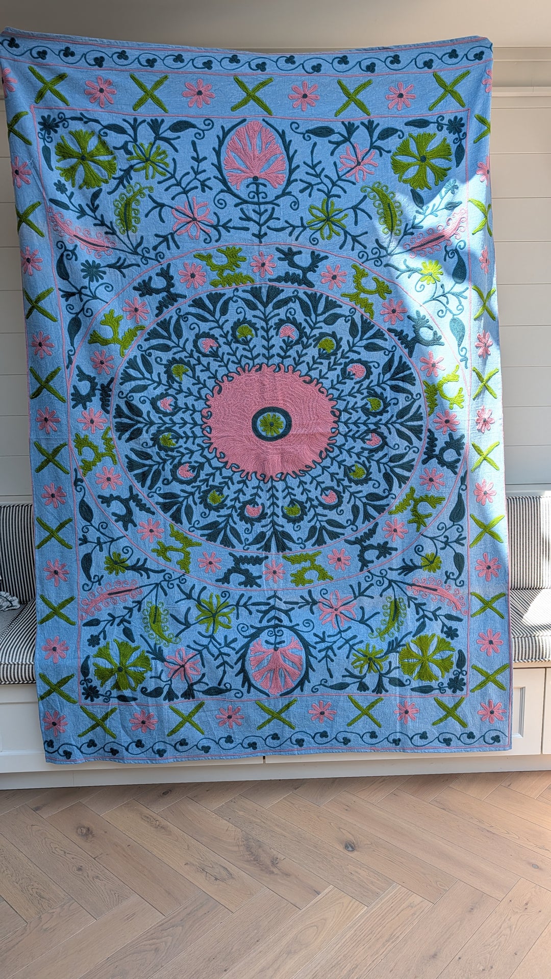 Suzani 052, Wildflower-throw-LNH Edit
